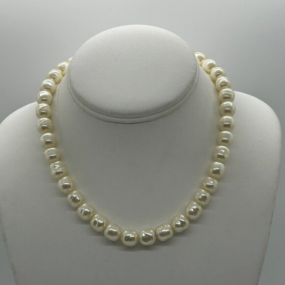 Estate Jewelry - Vintage Faux Baroque Pearl Choker Necklace 15" With Box Clasp Elegant